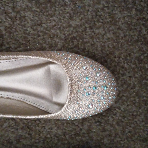 Size 6M - Picture 2 of 11